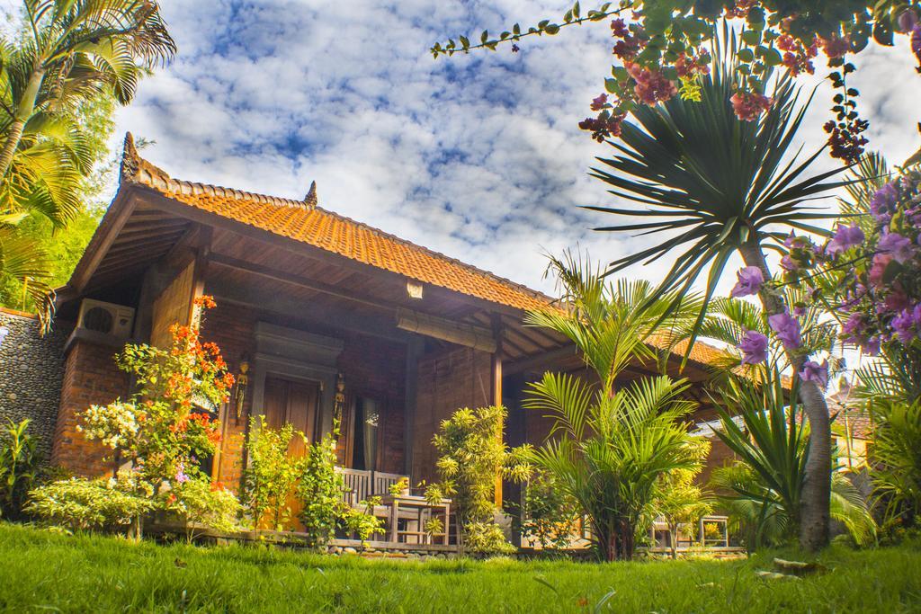 Global Lodge Pemuteran Exterior photo