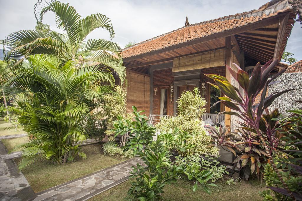 Global Lodge Pemuteran Exterior photo